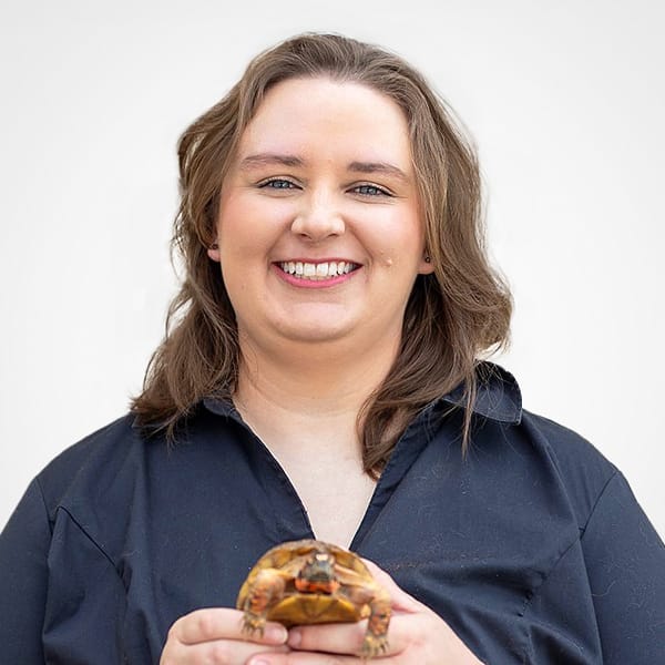 Dr. Erica Noddings-Zinola with turtle